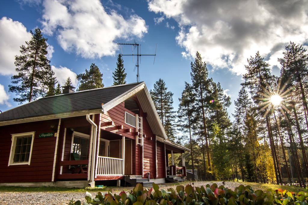 Lomaperkkioe Cottages Kajaani Habitación foto